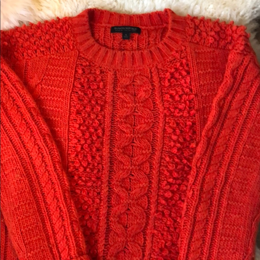 Orangish red Banana Republic knit sweater